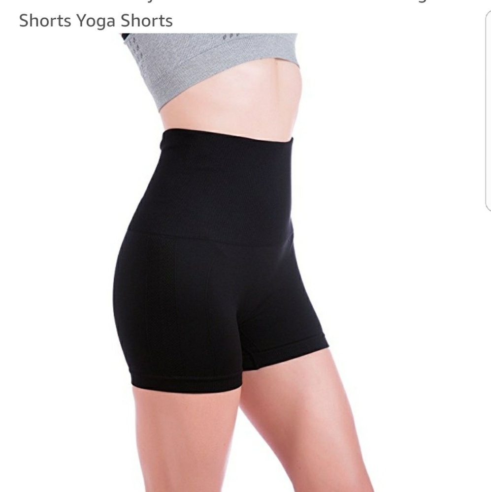 NWT high waist yoga shorts